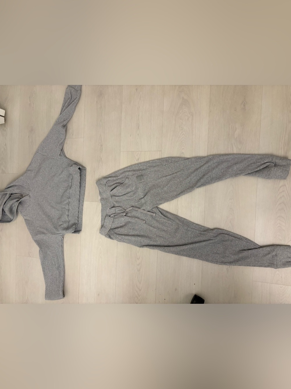 ALO Yoga Gray Track Set